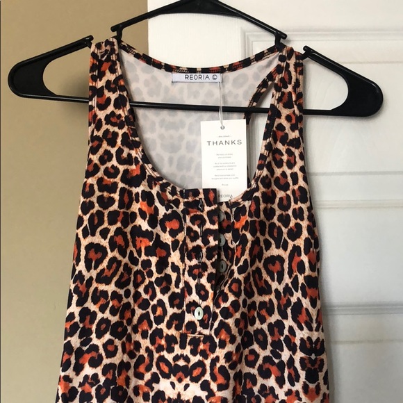 Cheetah print bodysuit - Picture 2 of 5